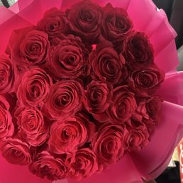 It's my beautiful roses, From Rouge Rose . Thank you girls you are everyone professional and kind. Very great service. It's my beautiful roses, From Rouge Rose . Thank you girls you are everyone professional and kind. Very great service.