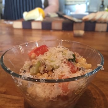 R Kitchen - New American Near Me - Charleston, South Carolina R Kitchen - New American Near Me - Charleston, South Carolina
