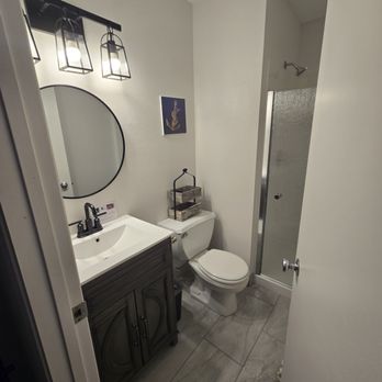 Canterbury Inn - This small room felt newly renovated. - Hotels Near Me - Ocean Shores, Washington Canterbury Inn - This small room felt newly renovated. - Hotels Near Me - Ocean Shores, Washington