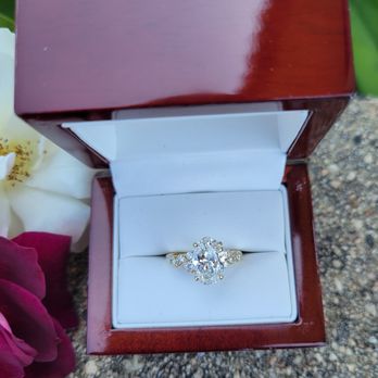 Integrity Jewelers - Jewelry Near Me - Garden Grove, California Integrity Jewelers - Jewelry Near Me - Garden Grove, California