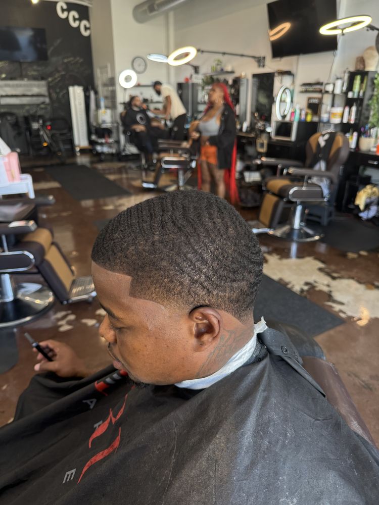 Elevation Cutz Logo