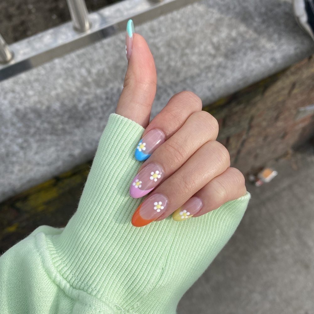 Tropical Leaf - Nail Salons Near Me - Brooklyn, New York Tropical Leaf - Nail Salons Near Me - Brooklyn, New York