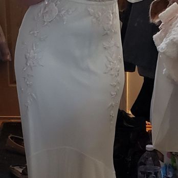 Magic Touch Alterations - Sewing & Alterations Near Me - Downers Grove, Illinois