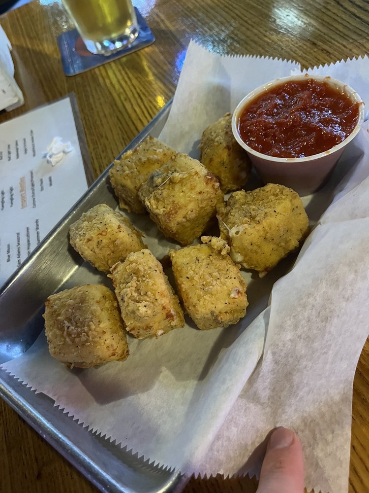 HOOPSTERS SPORTS BAR & GRILL JEFFERSONVILLE 97 Photos & 45 Reviews