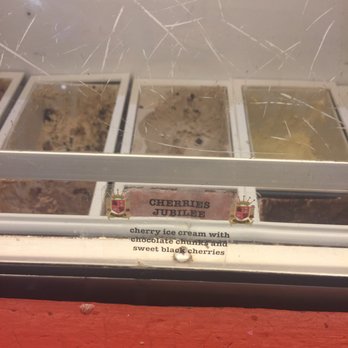 Sloan's - Mizner Park - So many flavors to choose from - Ice Cream & Frozen Yogurt Near Me - Boca Raton, Florida Sloan's - Mizner Park - So many flavors to choose from - Ice Cream & Frozen Yogurt Near Me - Boca Raton, Florida