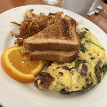 Shorehouse Kitchen - Monterey omelette - Breakfast & Brunch Near Me - Carlsbad, California Shorehouse Kitchen - Monterey omelette - Breakfast & Brunch Near Me - Carlsbad, California