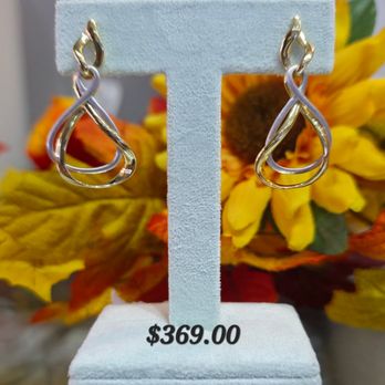 Diamonds and More - Jewelry Near Me - Rutland, Vermont Diamonds and More - Jewelry Near Me - Rutland, Vermont