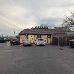 Kelly's Tavern
