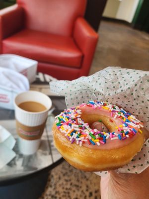 Krispy Kreme Café by null