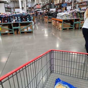 Costco Wholesale - Costco - Wholesale Stores Near Me - Pacoima, California