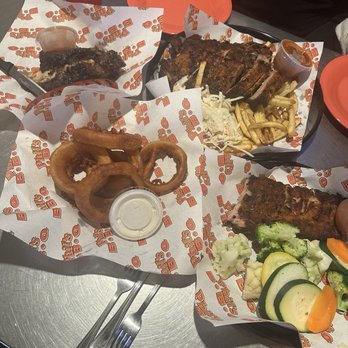 Phil's BBQ - Barbeque Near Me - San Diego, California Phil's BBQ - Barbeque Near Me - San Diego, California