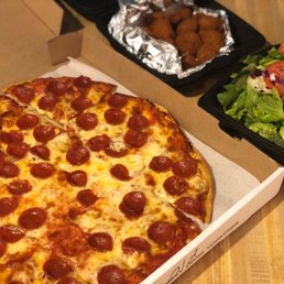 Old world pepperoni pizza, House Salad, and Breaded Mushrooms Old world pepperoni pizza, House Salad, and Breaded Mushrooms