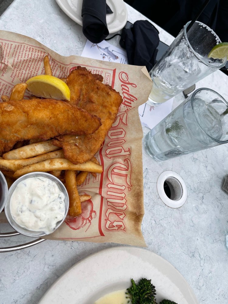 Salty's at Redondo Beach