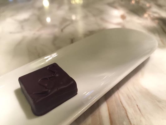 Yu Chocolatier by null