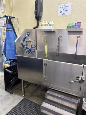 Self wash station - Self wash station. No appointments needed. No time limit. We supply shampoo, aprons, dryer, etc. 
Note that we do not offer grooming.