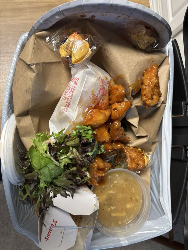 Social spots from Kiyomi