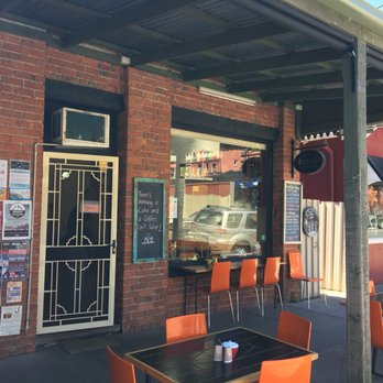 Coral Lee - Restaurants Near Me - Bright, VIC
