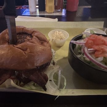 Leatherneck Club - Bacon and blue cheese - Pubs Near Me - Las Vegas, Nevada