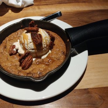 Remington's - Skillet cookie - American Near Me - Chicago, Illinois Remington's - Skillet cookie - American Near Me - Chicago, Illinois