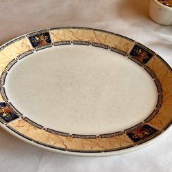 Darya Restaurant - The extra plate. Beautiful