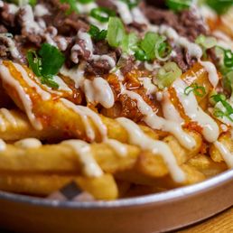Kimchi Fries with Bulgogi / 불고기 김치 프라이