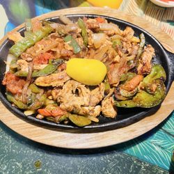 El Rancho Mexican Grill - Fajitas Chicken (1156-1516cal.)