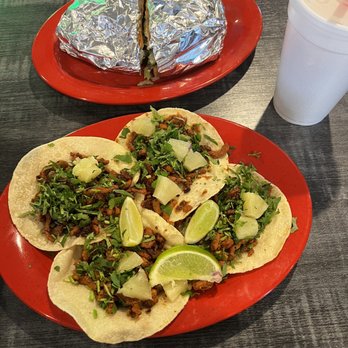 El Taco Veloz - Tacos and Torta with a Horchata - Mexican Near Me - Westminster, Colorado El Taco Veloz - Tacos and Torta with a Horchata - Mexican Near Me - Westminster, Colorado