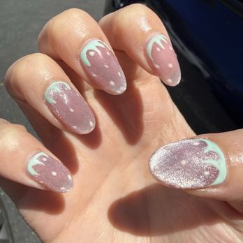 OMG Nails & Spa - Nails by Queen - Nail Salons Near Me - Cupertino, California