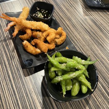 Sushi Alaska - Shrimp Tempura Calamari Tempura Garlic edamame - Japanese Near Me - Paradise, Nevada Sushi Alaska - Shrimp Tempura Calamari Tempura Garlic edamame - Japanese Near Me - Paradise, Nevada