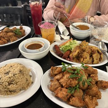 El Malecon Restaurant II - Dominican Near Me - New York, New York