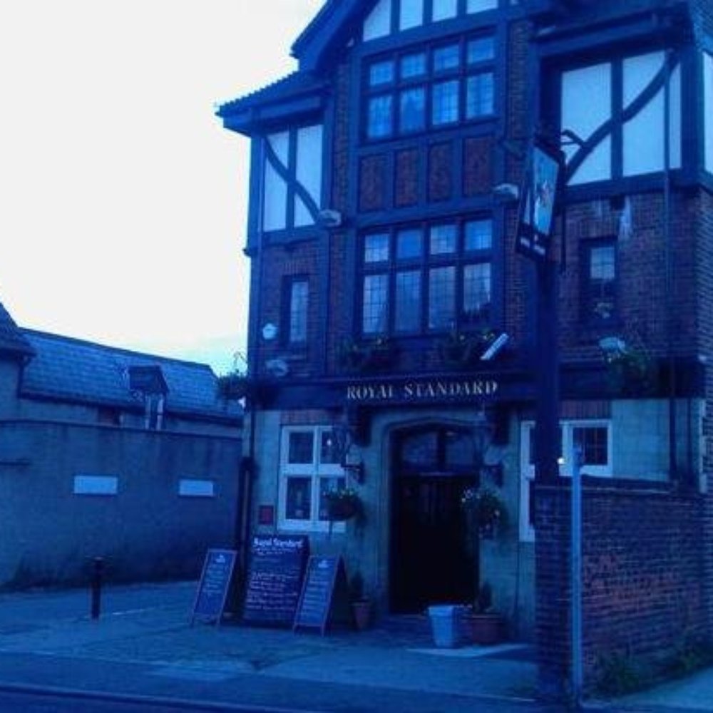 The Royal Standard - Pubs Near Me - Belvedere, XGL The Royal Standard - Pubs Near Me - Belvedere, XGL