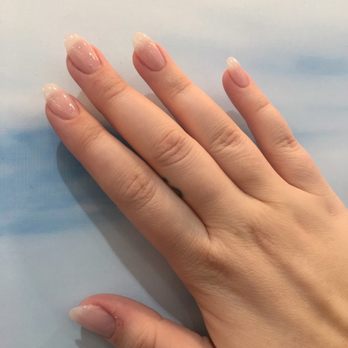 Bilancia Nail Spa - Nail Salons Near Me - Chicago, Illinois