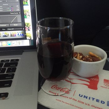 United Airlines - Airlines Near Me - Chicago, Illinois