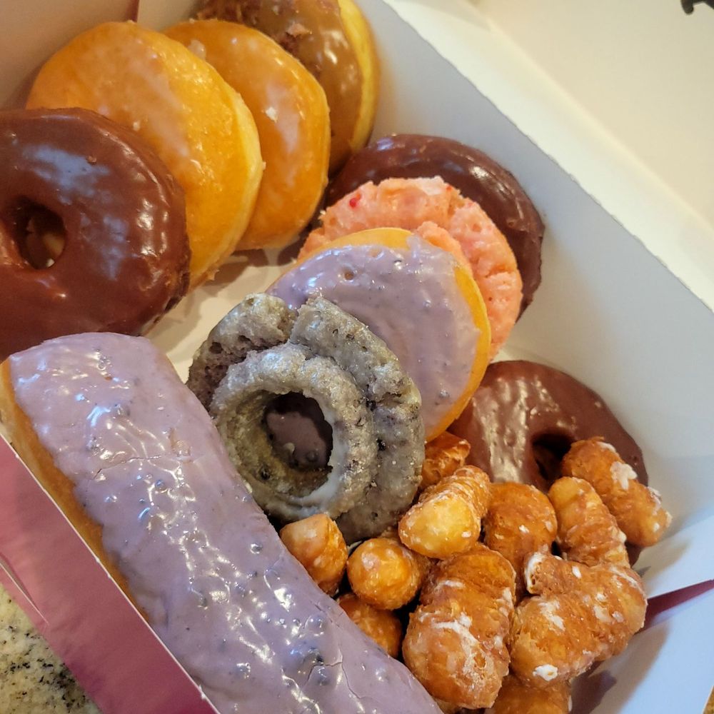Mixed dozen Mixed dozen