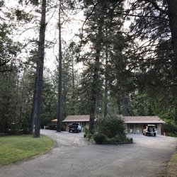 Shasta Lake Motel - Beautiful Location