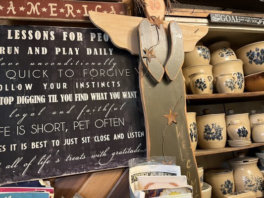 Golden Nugget Antique Flea Market by null