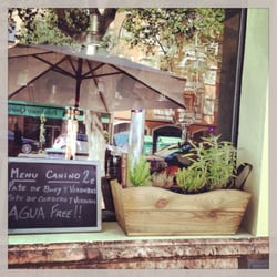 Claxon Cruce de cocinas - Menú canino en #restauranteclaxon