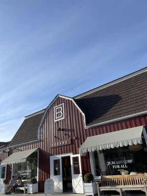 Brentwood Country Mart by null