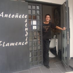 Entrada al Estudio, bienvenidos todos.