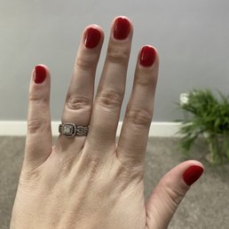 Gel manicure, painted toes. Gel manicure, painted toes.