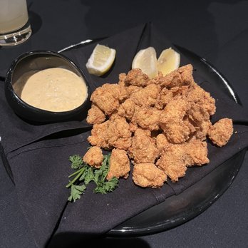 Hearsay Arlington - Alligator - Lounges Near Me - Arlington, Texas