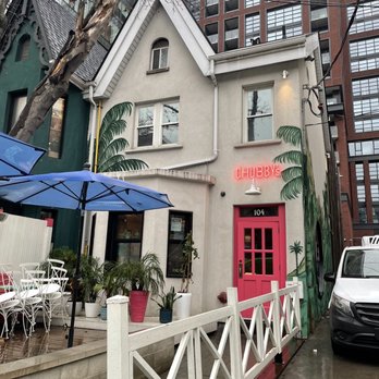 Chubby's Jamaican Kitchen - Caribbean Near Me - Toronto, Ontario