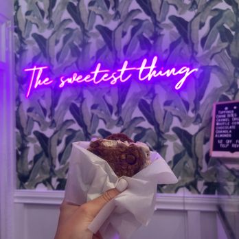 Vedder's - Chocolate chip cookie sandwich with almond cookie crunch ice cream - Ice Cream & Frozen Yogurt Near Me - San Clemente, California Vedder's - Chocolate chip cookie sandwich with almond cookie crunch ice cream - Ice Cream & Frozen Yogurt Near Me - San Clemente, California