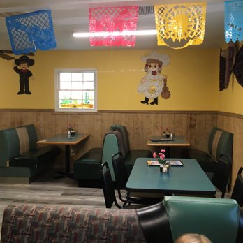 Acapulco Mexican Restaurant - Seating area - Mexican Near Me - Rosman, North Carolina Acapulco Mexican Restaurant - Seating area - Mexican Near Me - Rosman, North Carolina