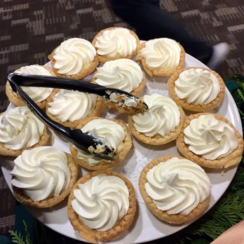 All Seasons Fine Catering - 11.29.16 mini Apple Pies - Caterers Near Me - Sacramento, California All Seasons Fine Catering - 11.29.16 mini Apple Pies - Caterers Near Me - Sacramento, California