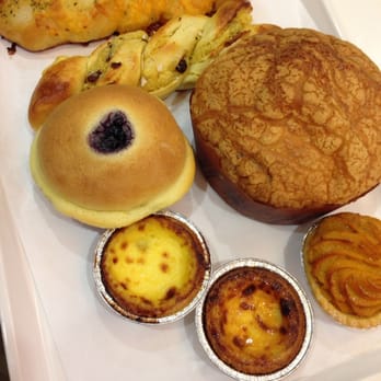 85°C Bakery Cafe-Newark - Assorted breadstuff - Bakeries Near Me - Newark, California