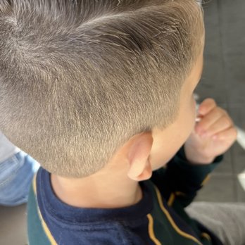 Big W Barber Shop - Barbers Near Me - Ontario, California