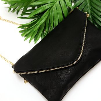 Article & Thread Boutique - Zipper Envelope Clutch - Women's Clothing Near Me - Baton Rouge, Louisiana Article & Thread Boutique - Zipper Envelope Clutch - Women's Clothing Near Me - Baton Rouge, Louisiana