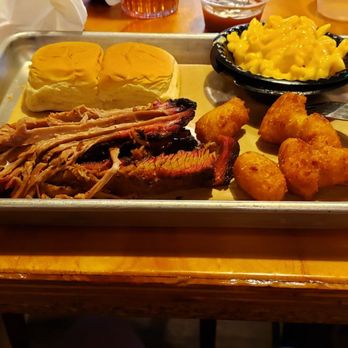 Little Richard's Barbeque - The brisket with some hickory and Lexington sauce for dipping was excellent. - Barbeque Near Me - Mount Airy, North Carolina