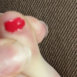 8 Pretty Nails and Spa - Even the pinky chipped ? LMAO terrible place